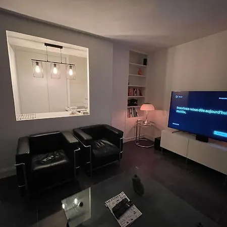 French Design Commerces Appartamento Parigi